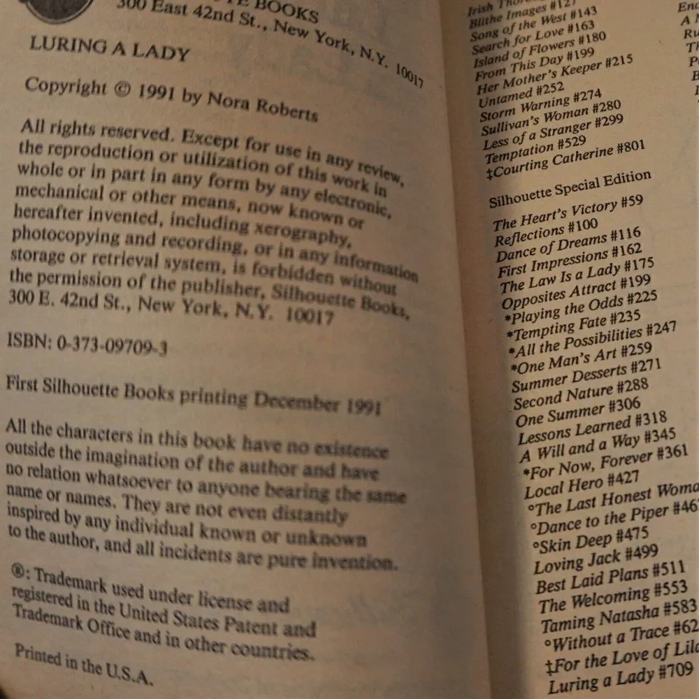 Luring a Lady By Nora Roberts 1991 Silhouette Special Edition Paperbound
